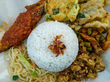 NASI UDUK JAKARTA BU SRI