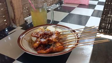 WARUNG SATE PAK MIJO