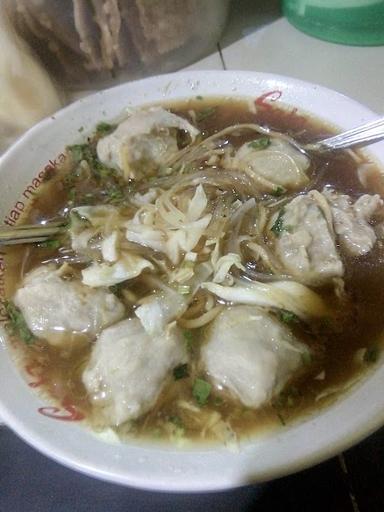 BAKSO TANGKAR KASMANI