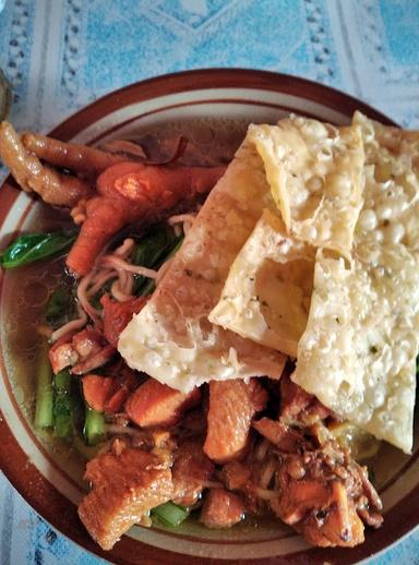 MIE AYAM PANGSIT & BAKSO WETAN BALAI