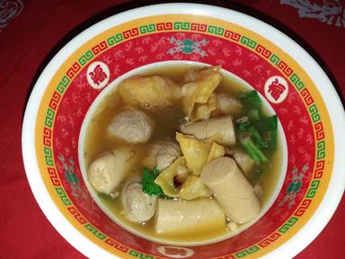 BAKSO SUPER ENAK OMAH MIRING DEMAK