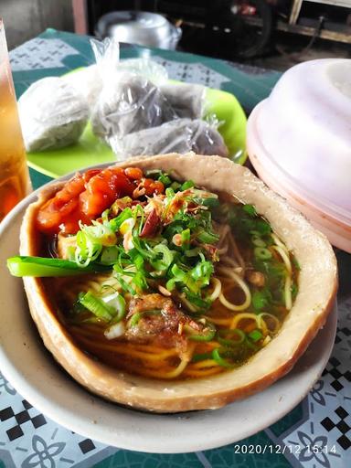 MIE AYAM BAKSO DUA DARA