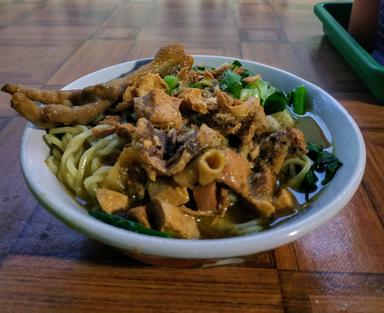 MIE AYAM BAKSO MAS AGUNG