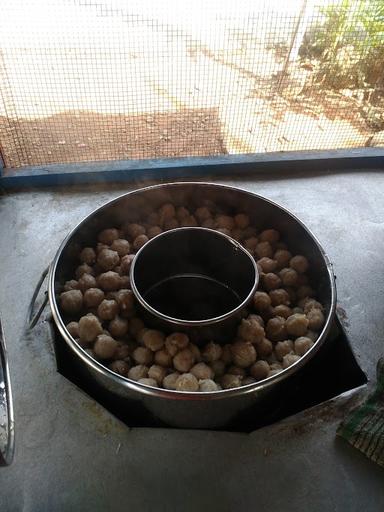 BAKSO UNYIL MBAK LIA