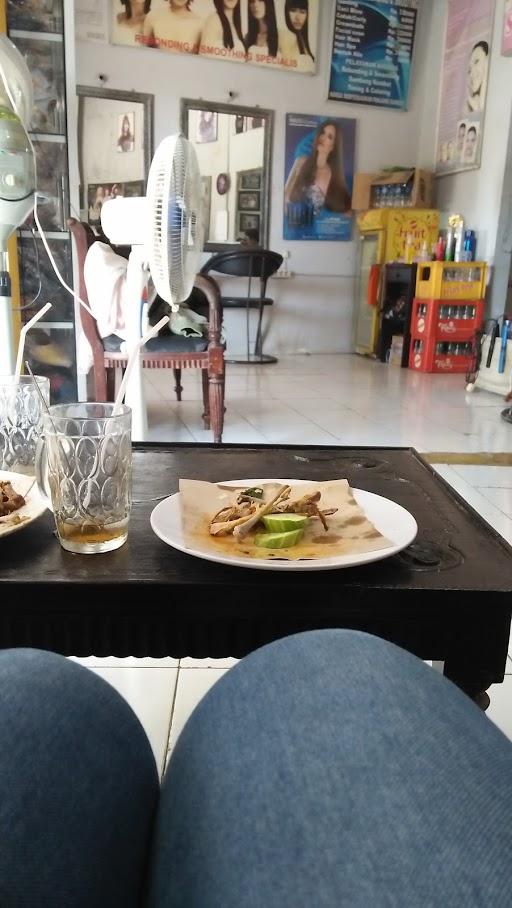 KEDAI AYAM UNGKEP NAFIFA