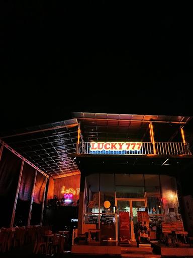 LUCKY 777 CAFE BAR & RESTO