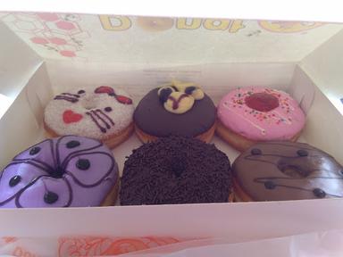 DONAT MADU