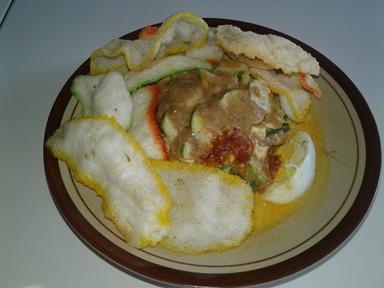 GADO-GADO AYAM KS