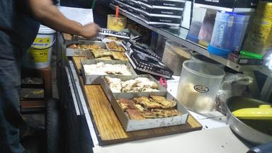 MARTABAK HIDEUNG / IRENG ASLI KETAN HITAM