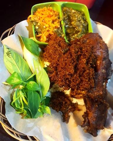 NASI BEBEK SINJAYA KHAS MADURA