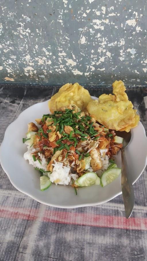 WARUNG NASI LENGKO IBU OOY