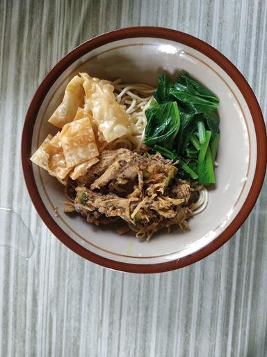 WARUNG BAKSO & MIE AYAM REDJO