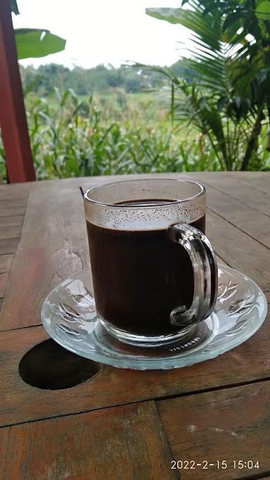 BENGKEL PERUT DAN SARAN KOPI