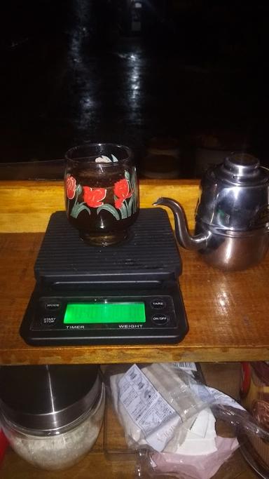 BENGKEL PERUT DAN SARAN KOPI