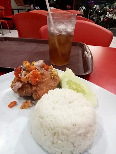 ROCKET CHICKEN WINONG PATI