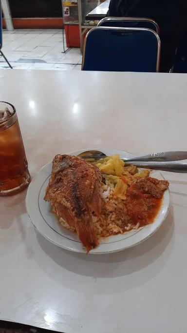 RUMAH MAKAN PADANG MURAH