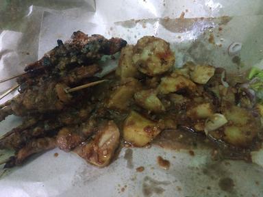 SATE AYAM MADURA CAK ALIP