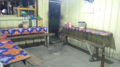 WARUNG MAKAN BAKMI KENCI DAPURNO