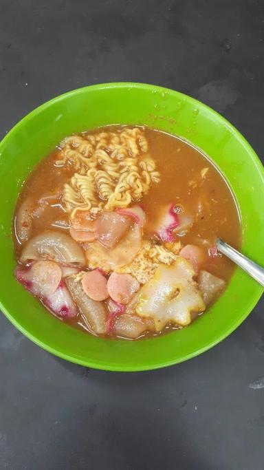 SEBLAK GLADIS MUDA & BAKSO ACI BERKAH & NIKMAT