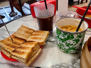 LAOBAN KOPITIAM WIYUNG