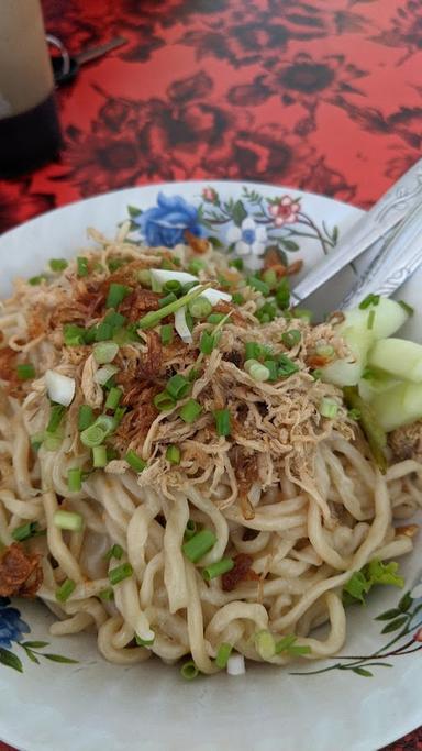 MIE PANGSIT TELKOM DINOYO