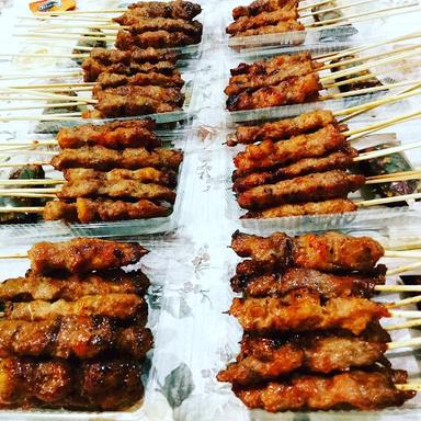 SATE BABI LARIS MANIS