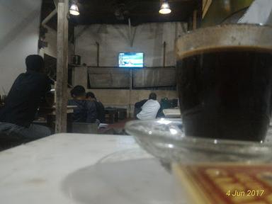 WARUNG PENYET PAK DHE