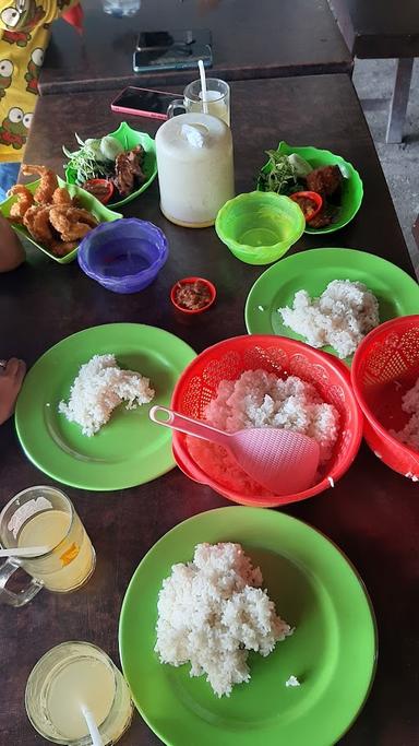 WARUNG SIDODADI