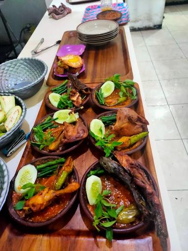 IKAN BAKAR ARAYA