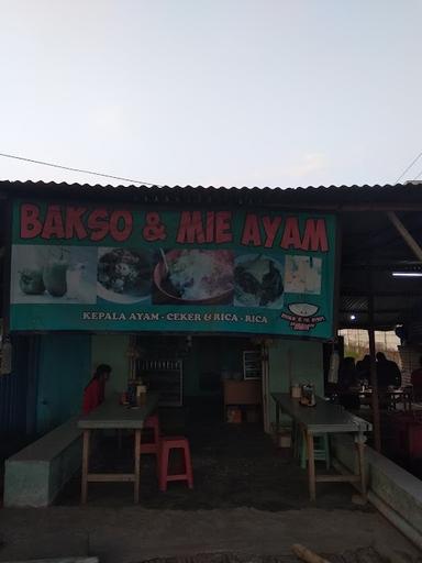 BAKSO & MIE AYAM MEGA