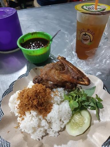 BEBEK DAN AYAM GORENG CAB PURNAMA SUMBEREJO