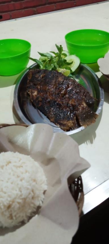 IKAN BAKAR CAK GUNDUL