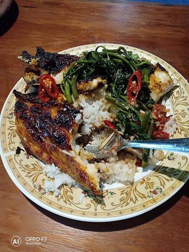 IKAN BAKAR PUTRI DUYUNG