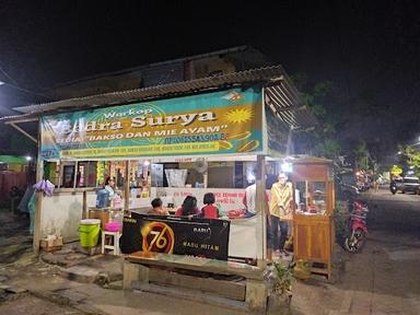 WARKOP BADRA SURYA (BAKSO & MIE AYAM