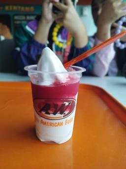 Photo's A&W