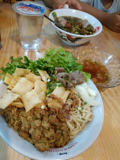 DEPOT BAKSO CAK NUR .MIE AYAM.SAMBELAN