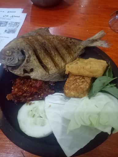 IKAN BAKAR DAN SEAFOOD CAK KINTUL