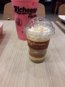 Photo's Richeese Factory Maspion Square