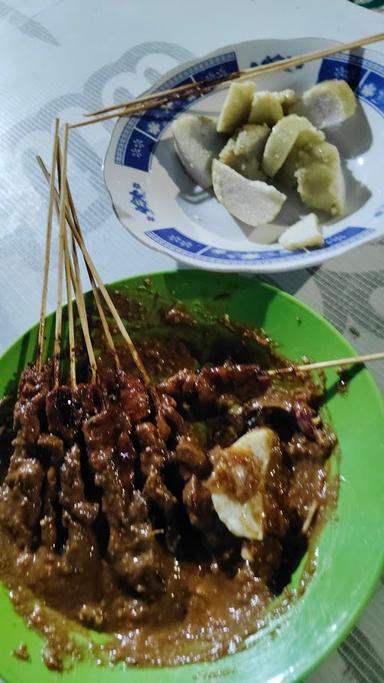 SATE AYAM & KAMBING MADURA PAK ALI