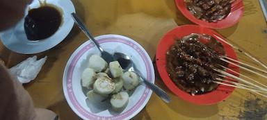 SATE AYAM MADURA PAK TOMO