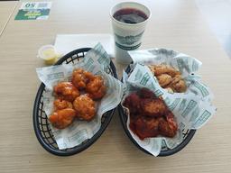 Photo's Wingstop - Jemursari