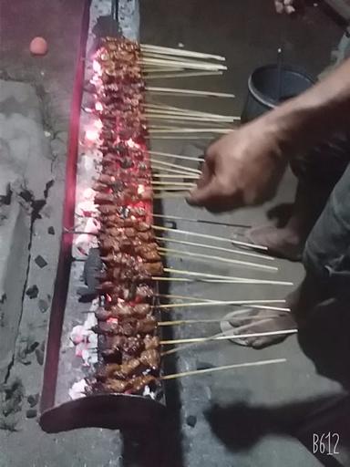 SATE AYAM PAK JASS