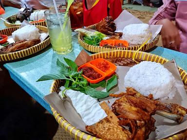 NUMANI - PECEL LELE LAMONGAN ASLI