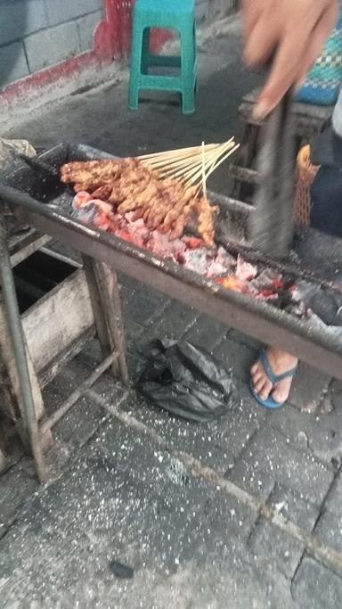 SATE CAK AIMAN