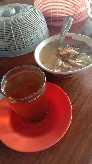 SOTO AYAM SOTO SAPI ADI GADING