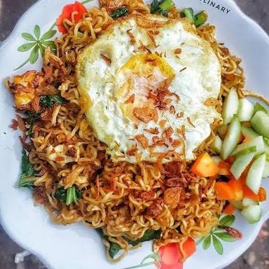 WARUNG MAKAN NUSANTARA