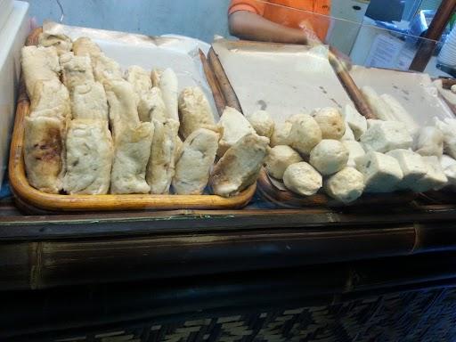 PEMPEK PALEMBANG FARINA