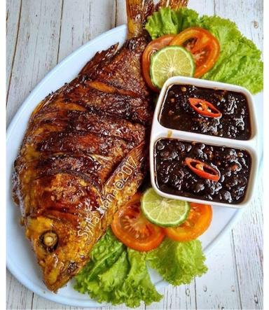 KEDAI KOPI & IKAN BAKAR JONG CELEBES