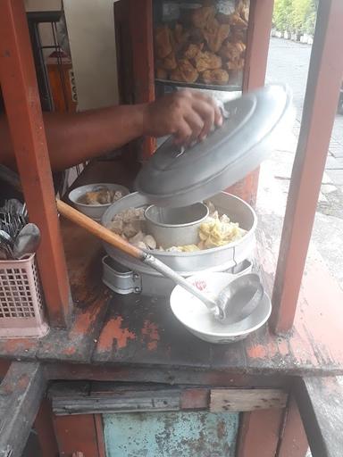 BAKSO GRANAT CAK RI