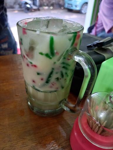 BAKSO MIE AYAM & PENYETAN KREMES KEPO